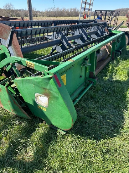 John Deere 918