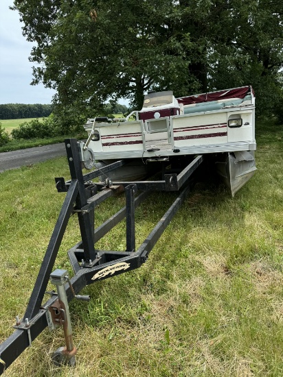 Crest 16' Pontoon Boat With Mariner Motor