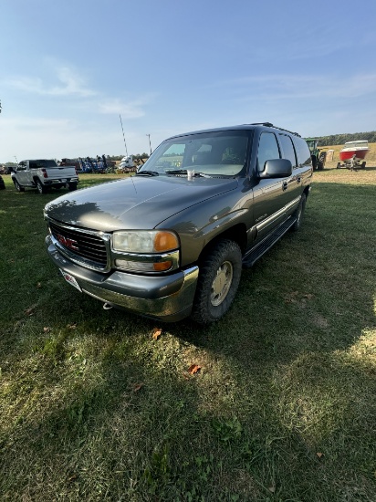 2001 GMC TAHOE