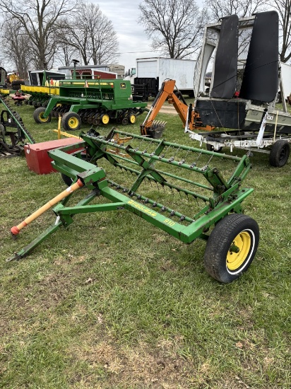 Pequae 910 Hay Tedder