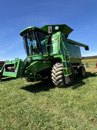 1995 John Deere 9500 Combine