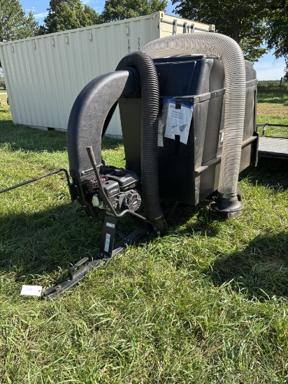 Agri Fab Lawn Vac W/ Gas Engine