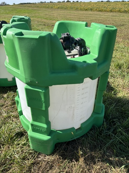 110 Gal Shuttle Tank W/ Pump