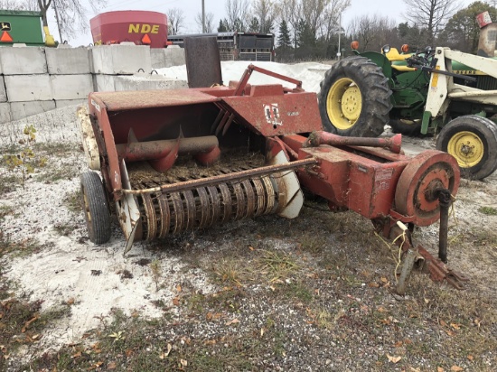 International 37 Square Baler