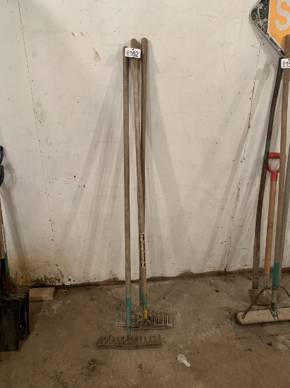 FOUR ROCK RAKES