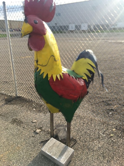 Metal Chicken Garden Statue