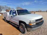 2001 Chevy 2500 Pickup, s/n 1gchc29u91e227056, v8 eng, auto trans, utility bed, od reads 340252