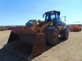 2006 Cat 972G Wheel Loader, s/n any00448, g.p. bkt w/teeth, cab, hour meter reads 9471 hrs,