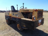 1985 Hyster 530A Pneumatic Rubber Tire 9 Wheel Roller, s/n a91c3550e, hour meter reads 845 hrs,