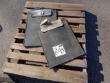 (2) Sets of mud guards