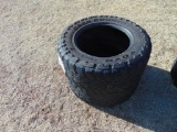 (2) 33x12.50r18 tires