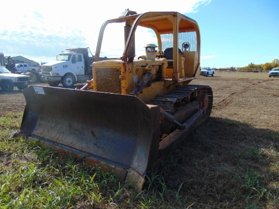 1976 Dresser TD15C Crawler Tractor, s/n 3433, s/u blade, hyd tilt, backup ripper, canopy,