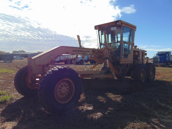 1980 Cat 12G Motor Grader, s/n 08053, 14' m.b., cab, rippers, hr meter reads 0081 hrs,