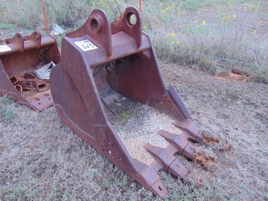 36" Excavator Bkt