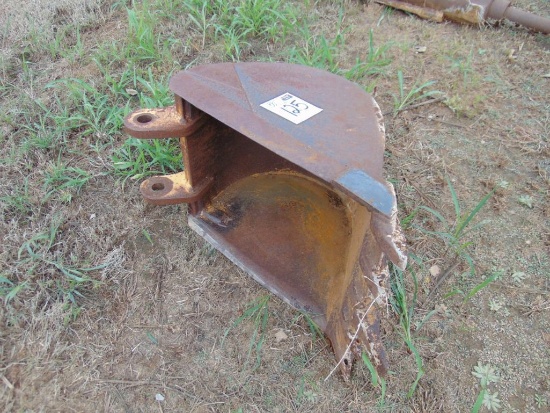 24" Bkt for backhoe