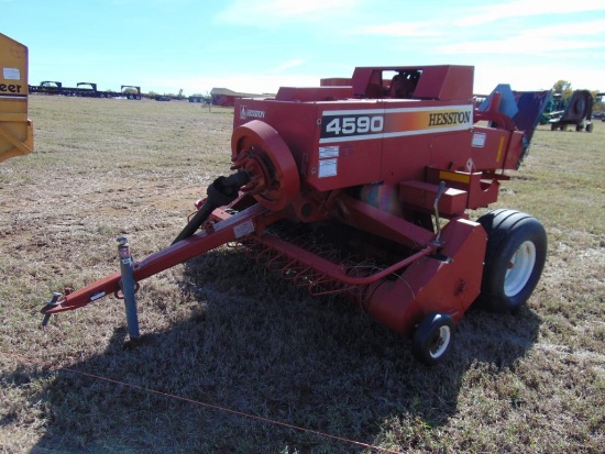 Hesston 4590 Square Baler, s/n hm65409,