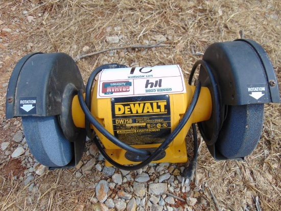 Dewalt DW758 Bench Grinder