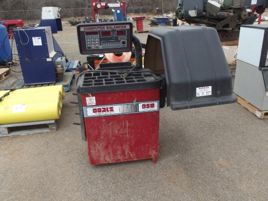 Coats 950 Tire Balancer