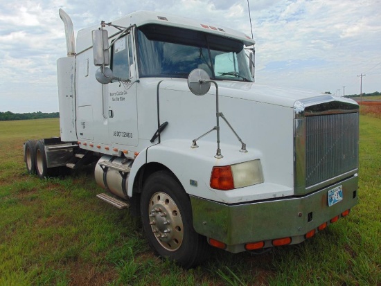 1995 WhiteGMC WIA Areo Series T/A Truck Tractor, s/n 4v1wdbrh1sn692389, detroit 60 eng, auto trans,