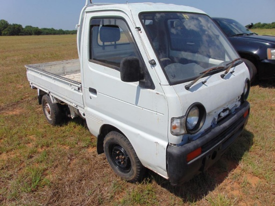2000 Suzuki Mini Truck, right hand drive, od reads 93132 km, (ok black tag)