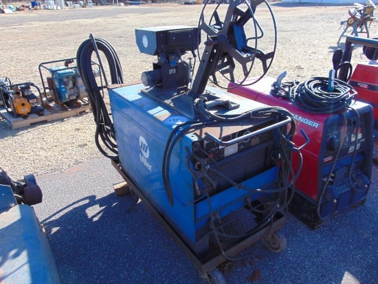 Miller Deltaweld 650 Welder, s/n 383866,...