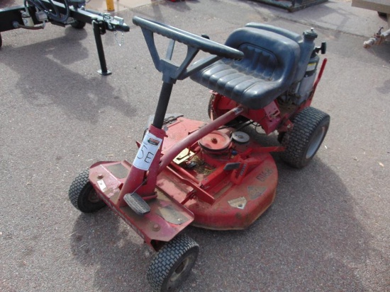 Snapper 30" Riding Lawn Mower 9hp eng