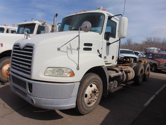 2011 Mack CXU613 T/A Truck Tractor, s/n 1m1aw02y7bm015144, mp7 395c eng, 10 spd trans, od reads