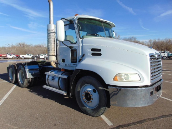 2007 Mack CXN613 T/A Truck Tractor, s/n 1m1ak06y27n017259, ac427 eng, 10 spd trans, od reads 524901
