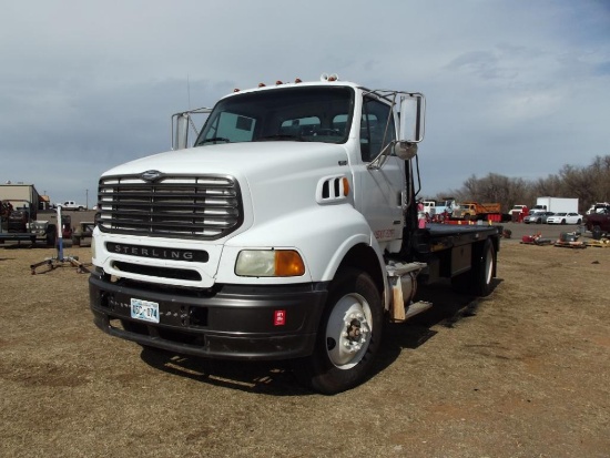 2007 Sterling L8500 S/A Winch Truck, s/n 2fwbavdc97ax06261, c7 cat eng, 7 spd trans, od reads 259297