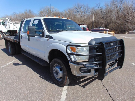 2015 Ford F350 4x4 Crewcab Flatbed s/n...1fd8w3h61feb22191, v8 , auto trans, od reads 259867 miles