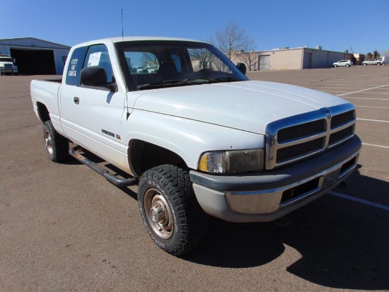 2001 Dodge Ram 2500 4x4 Extcab...Pickup, s/n 1b7kf23z61j283576, v8 gas eng, auto trans, od reads
