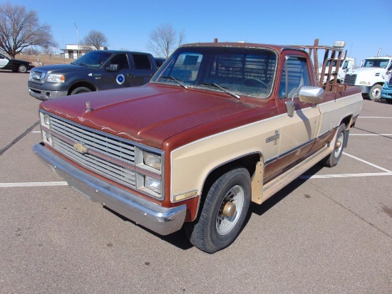 1983 Chevy Scottsdale 20 Pickup, s/n 1gcgc24w0ds152810, 454 gas eng, auto trans, od reads 100792