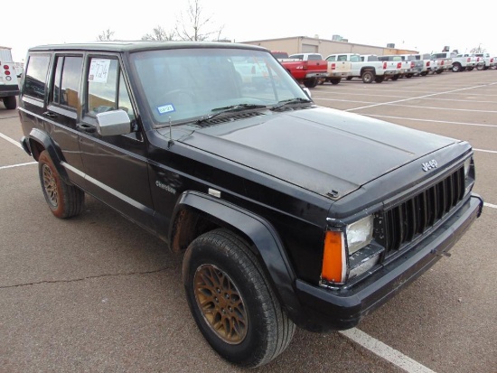1996 Jeep Cherokee 4x4 Suv, s/n 1j4fn68s5tl116022, I6 eng, auto trans, od reads 143699 miles, right