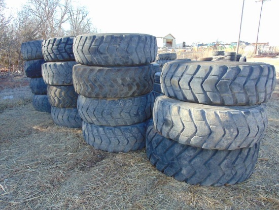 (16) 17.5r25 & (1) 20.5r25 loader tires