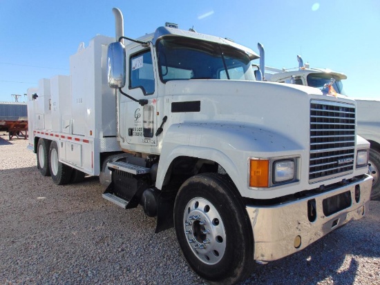 2012 Mack CHU613 T/A Fuel & Lube Truck, s/n 1m1an07y1cm008638, mack eng, 13 spd trans, od reads