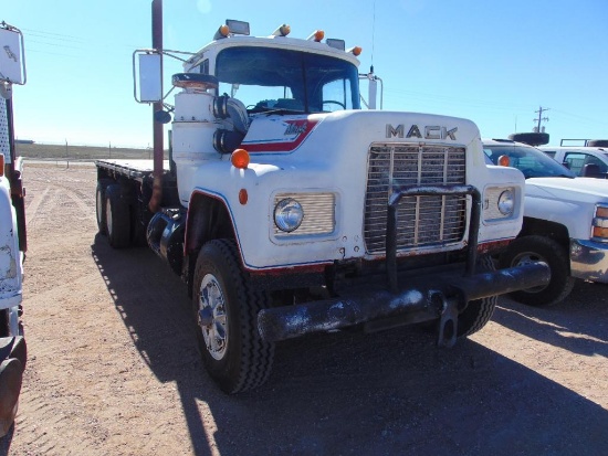1984 Mack RWS712 T/A Skid Truck, s/n 2m2p141c7ec002786, mack eng, 9 spd trans,od reads 049342 miles,