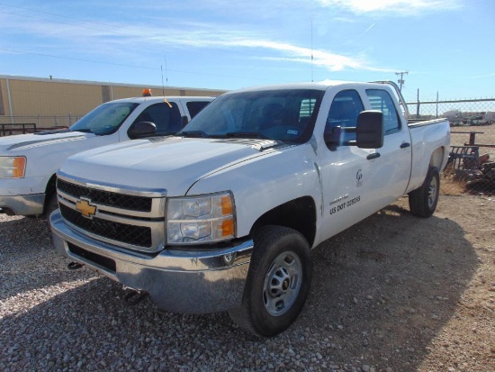 2013 Chevy Silverado 2500HD Crewcab 4x4 Pickup, s/n 1gc1kvcgxdf132769, v8 eng, auto trans, od reads