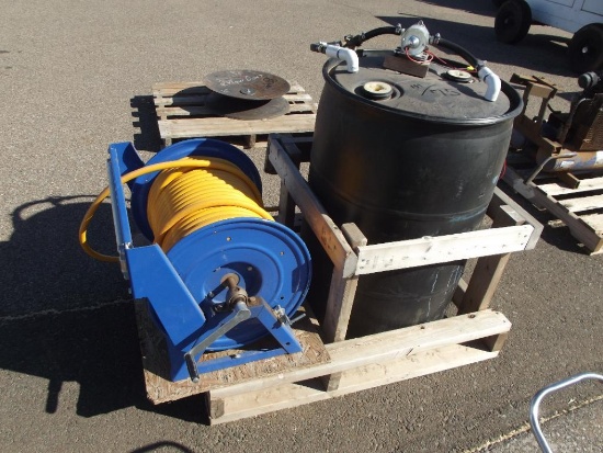 Coxreels Hose Reel &amp; 55 Gallon Tank, 300' hose<br />