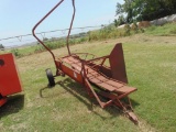 Henry Square Baler Loader,...Located west of Gainesville TX