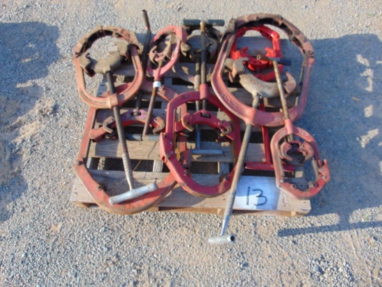 ASSORTED PIPE CUTTERS