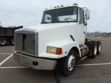 1990 WHITE/GMC WCA AREO SERIES T/A TRUCK TRACTOR, S/N...4V1VDBJE4LN627499, CUMMINS ENG, OD READS