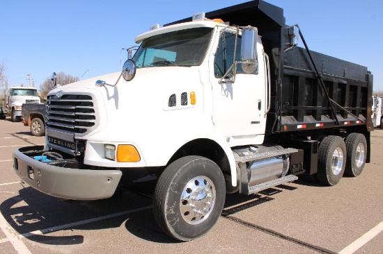 2007 STERLING T/A DUMP TRUCK, S/N...2FZHAWDC1ZAX48216, CAT C7 ACERT ENG, AUTO TRANS, OD READS 86182