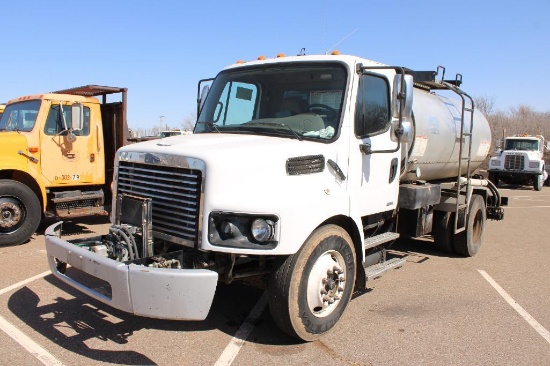 2007...FREIGHTLINER M2 106 S/A DISTRIBUTOR TRUCK, S/N...1FVAC2DC36HV17416, CAT C7 ACERT, 5 SPD TRANS