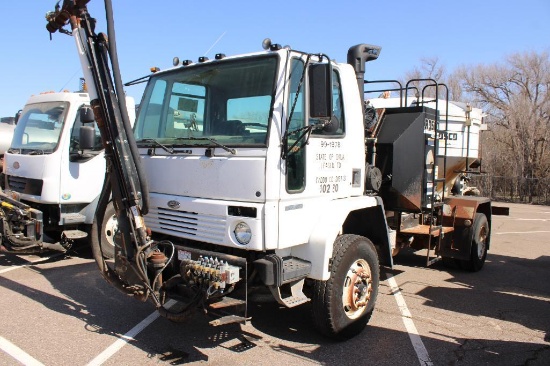 2005 STERLING SC8000 PATCH TRUCK, S/N 49HAADBY66DW03553, CUMMINS ENG, AUTO TRANS, OD READS 113542