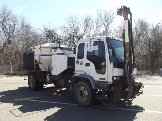 1998 GMC T7500 PATCH TRUCK, S/N 1GDMC7C1J8WJ509967, CAT ENG, AUTO TRANS, OD READS 151628 MILES