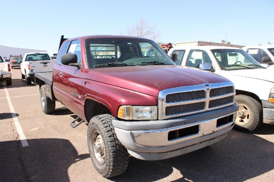 2001 DODGE 2500 4X4 ECTCAB FLATBED, S/N 1B7KF23Z81J604176, V8, AUTO, OD READS 167382 MILES