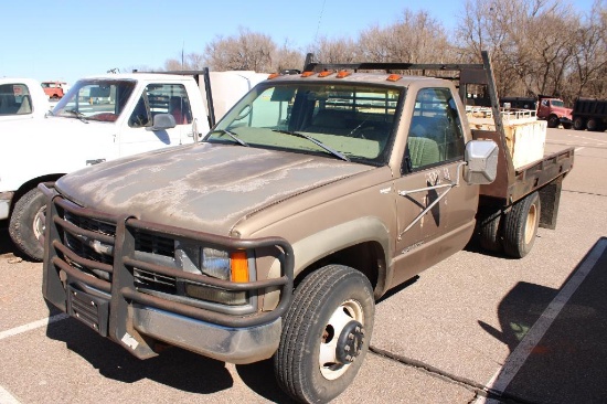 1997 CHEVY 3500 4X4 PICKUP, S/N 1GBJK34R5VF041905, V8, 5 SPD TRANS, OD READS 95806 MILES, TRANSFER