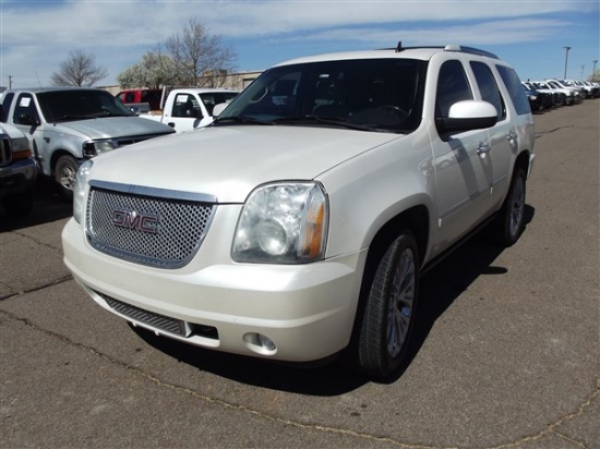 2011 GMC YUKON SUV, S/N...1GKS2EEF8BR317024, AUTO TRANS, OD READS 182093 MILES