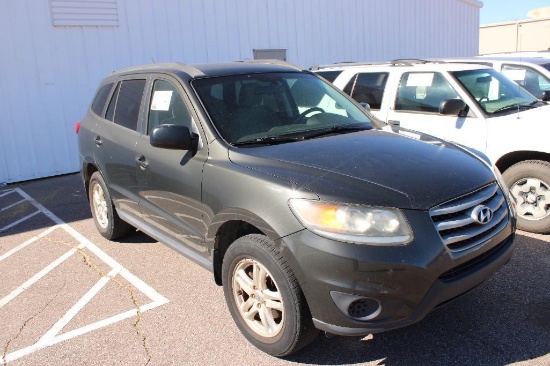 2012 HYUNDAI SANTE FE SUV , S/N 5XYZG4AG2CG147683, V6, AUTO TRANS, OD READS 162933 MILES