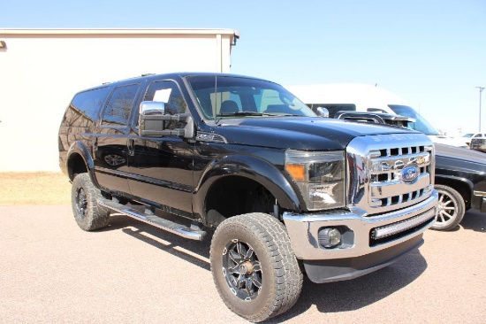 2003 FORD F550 EXCURSION 4X4 SUV, S/N 1FMNU43SX3EB12645, V10 , AUTO TRANS, OD READS 226647 MILES,